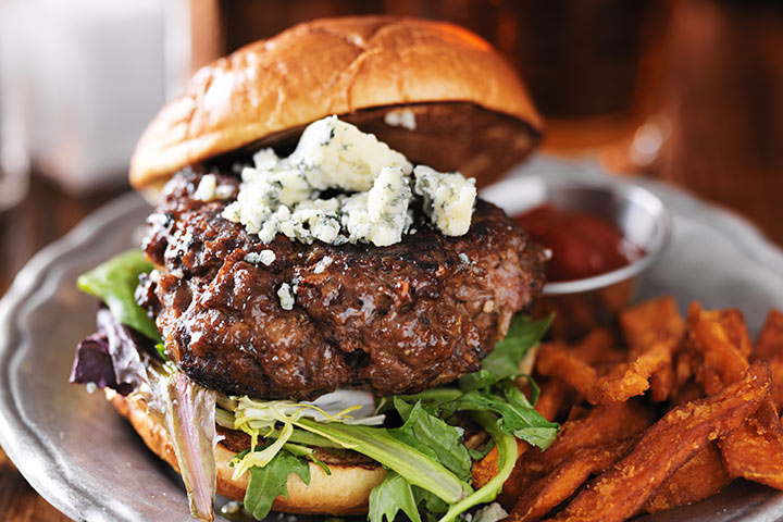 Roth’s Ultimate Eats: Black and Blue Burger